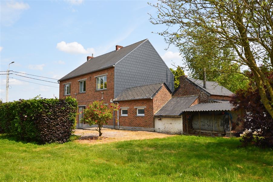 Vaste maison villageoise
