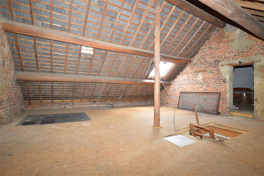 Vaste maison villageoise
