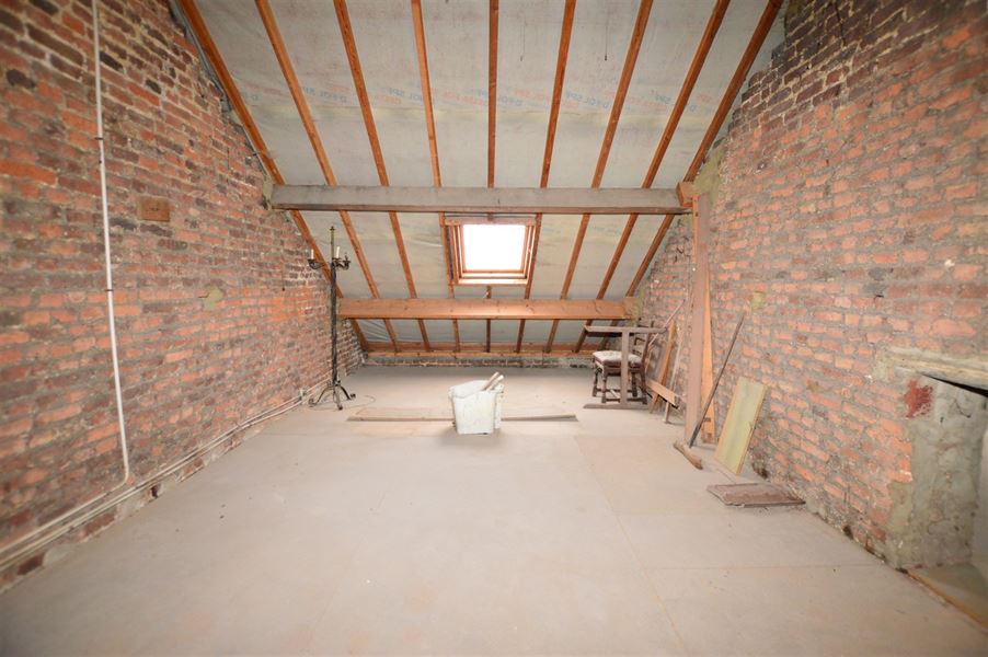 Maison avec grand atelier