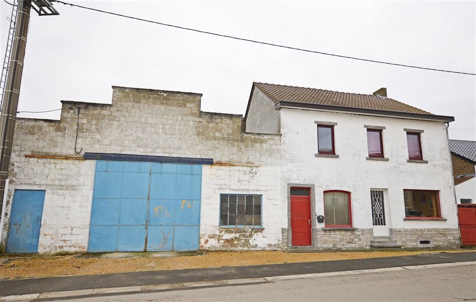Maison avec grand atelier