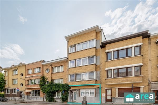 Gelijkvloers 2-slpk- appartement met tuin!