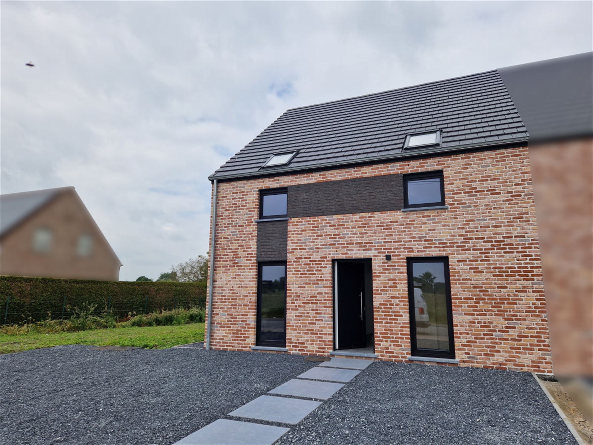 Woning in BasÈcles