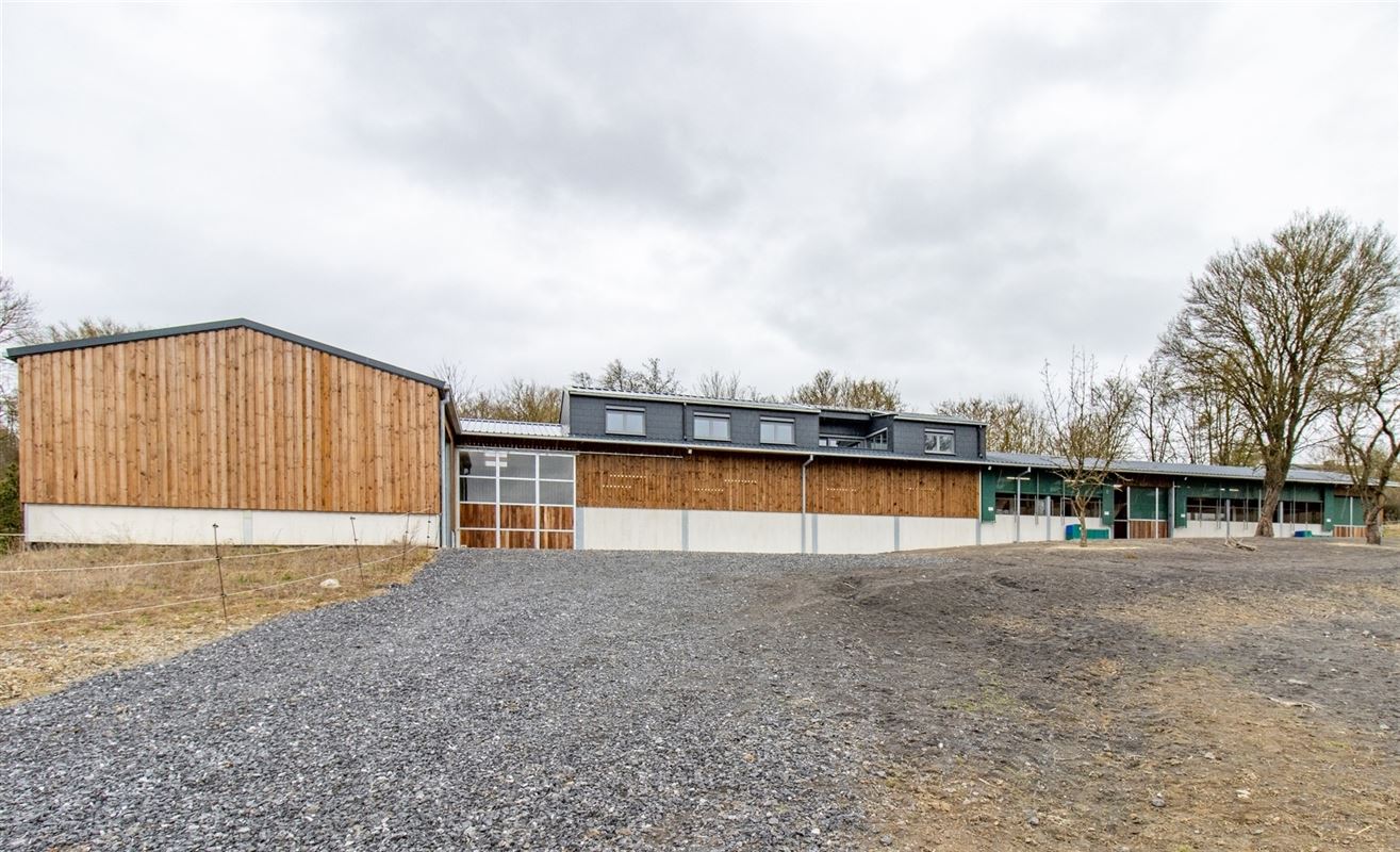 Huis - Te koop - 5580 AVE-ET-AUFFE