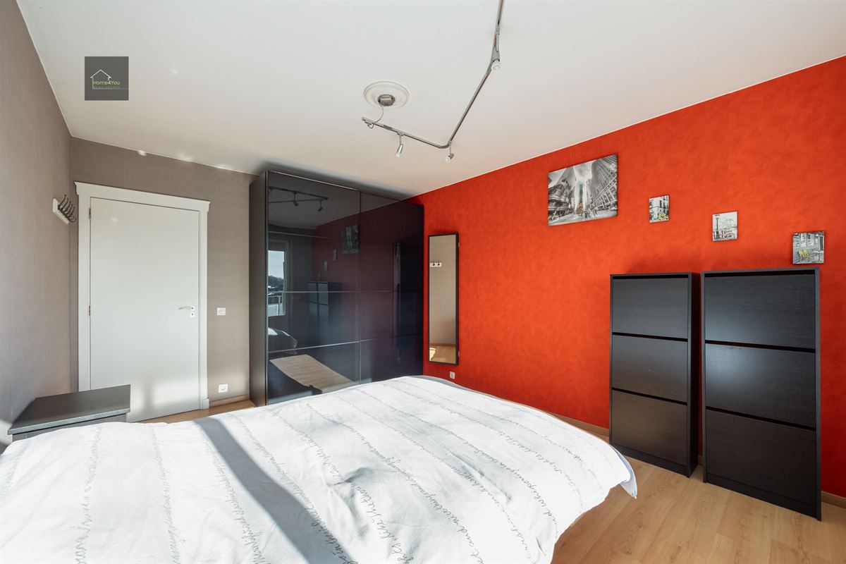 Lichtrijk appartement met 2 slaapkamers, autostaanplaats én groen uitzicht