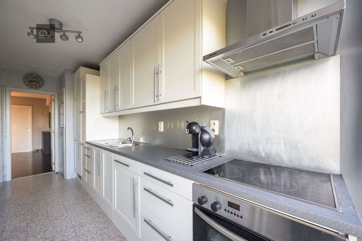 Lichtrijk appartement met 2 slaapkamers, autostaanplaats én groen uitzicht