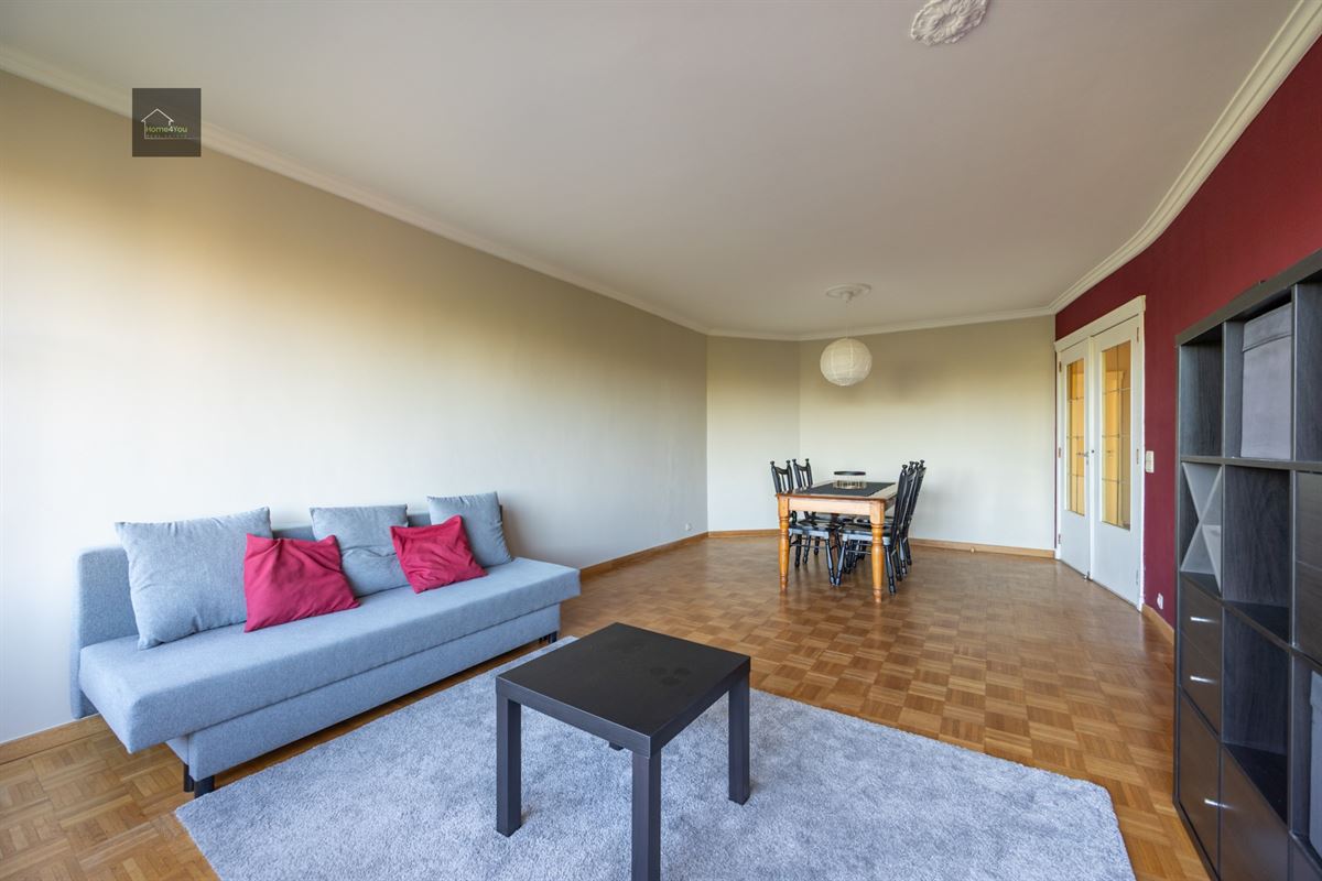 Lichtrijk appartement met 2 slaapkamers, autostaanplaats én groen uitzicht