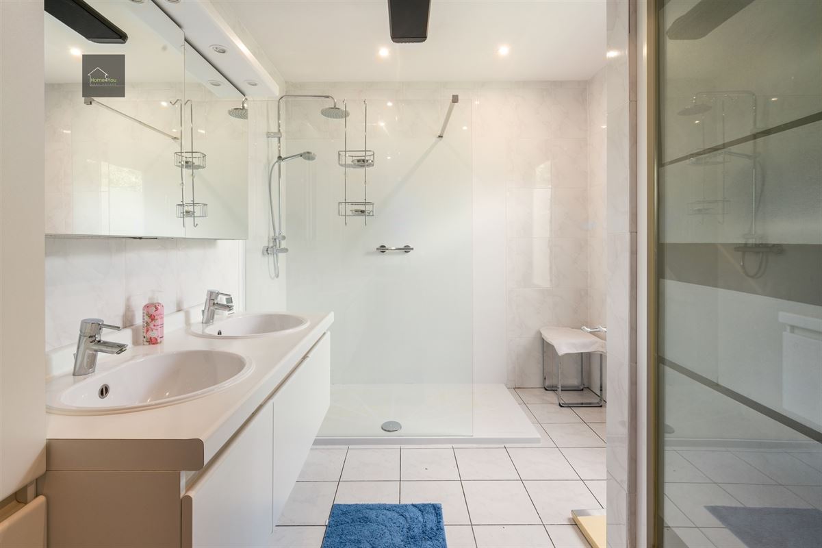 Wonen in het hart van de natuur – Alleenstaande villa op 8000 m² bosrijk domein in Stekene