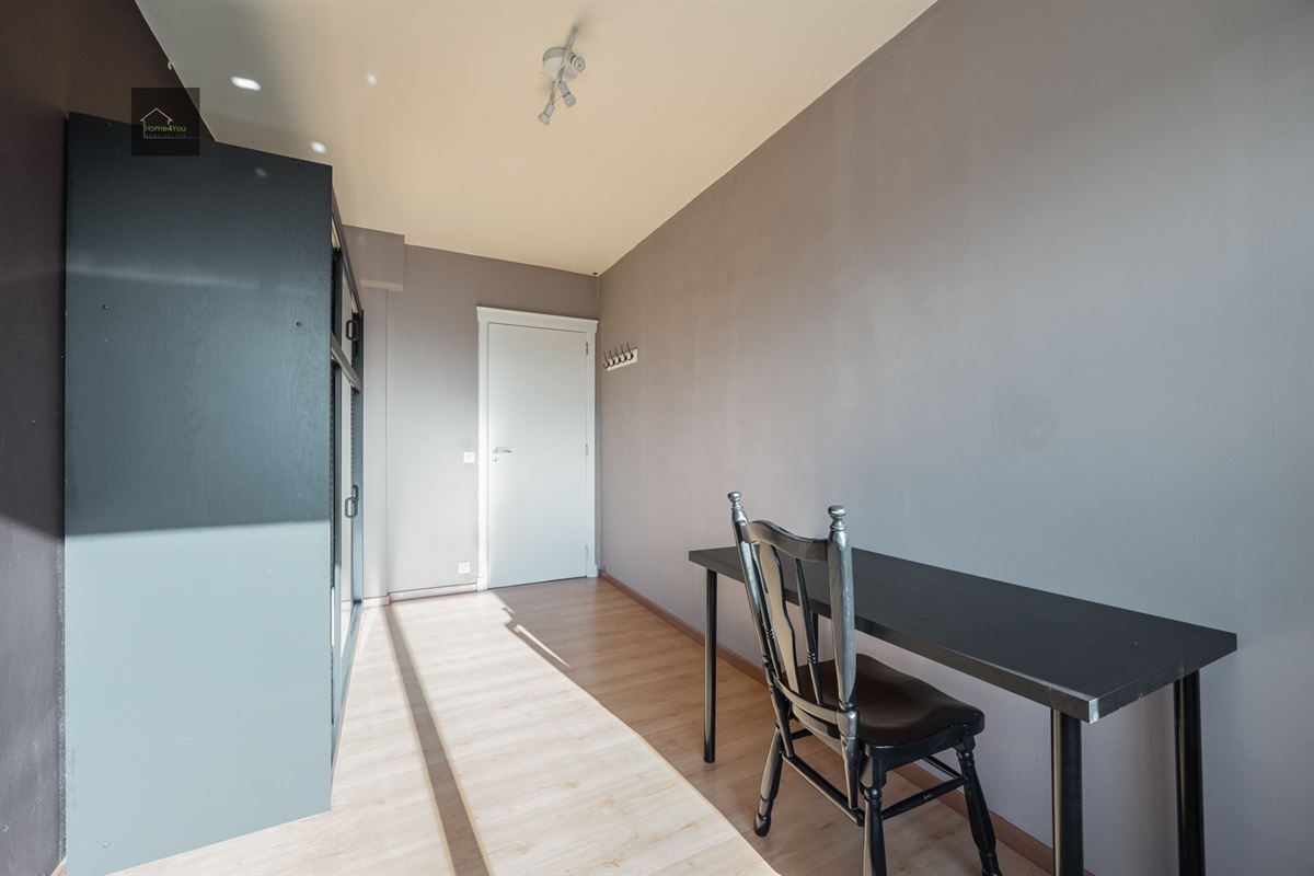 Lichtrijk appartement met 2 slaapkamers, autostaanplaats én groen uitzicht