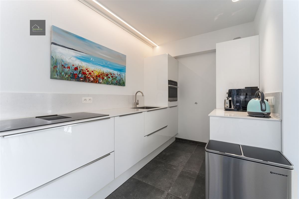 Unieke kans: recent hoekappartement met luxe afwerking & zon!