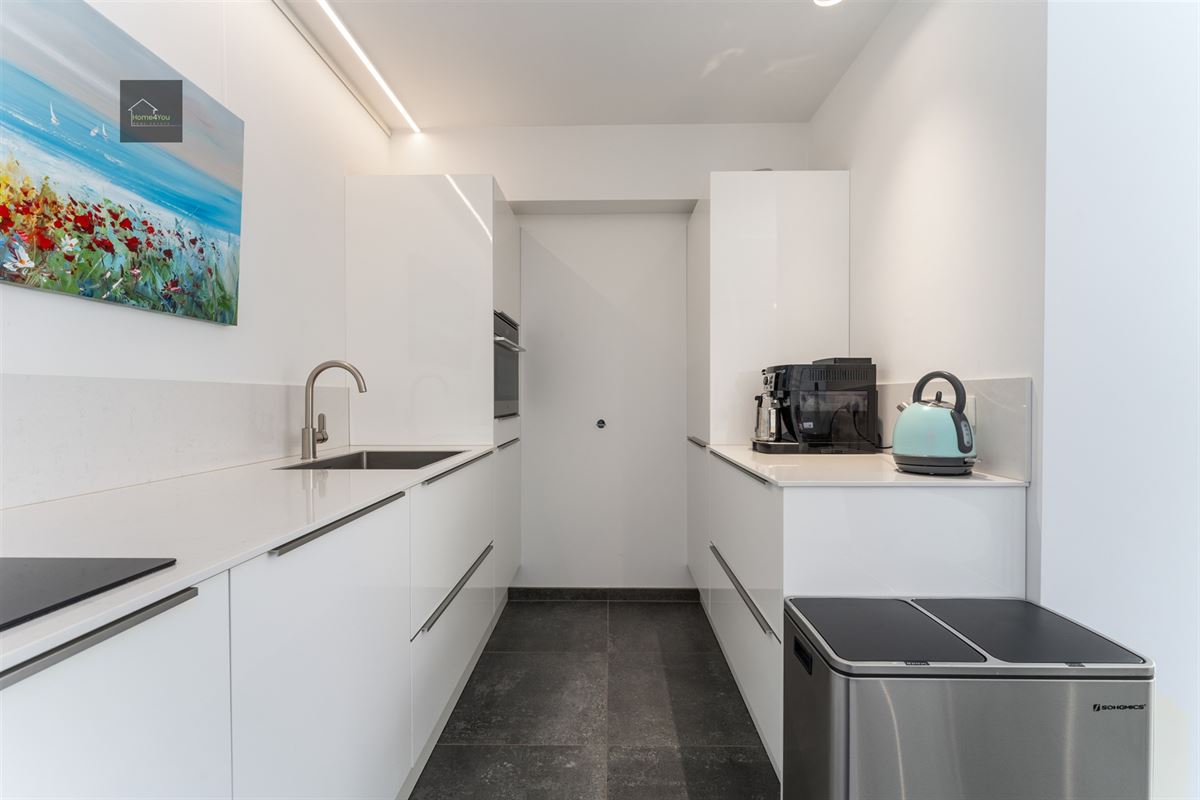 Unieke kans: recent hoekappartement met luxe afwerking & zon!