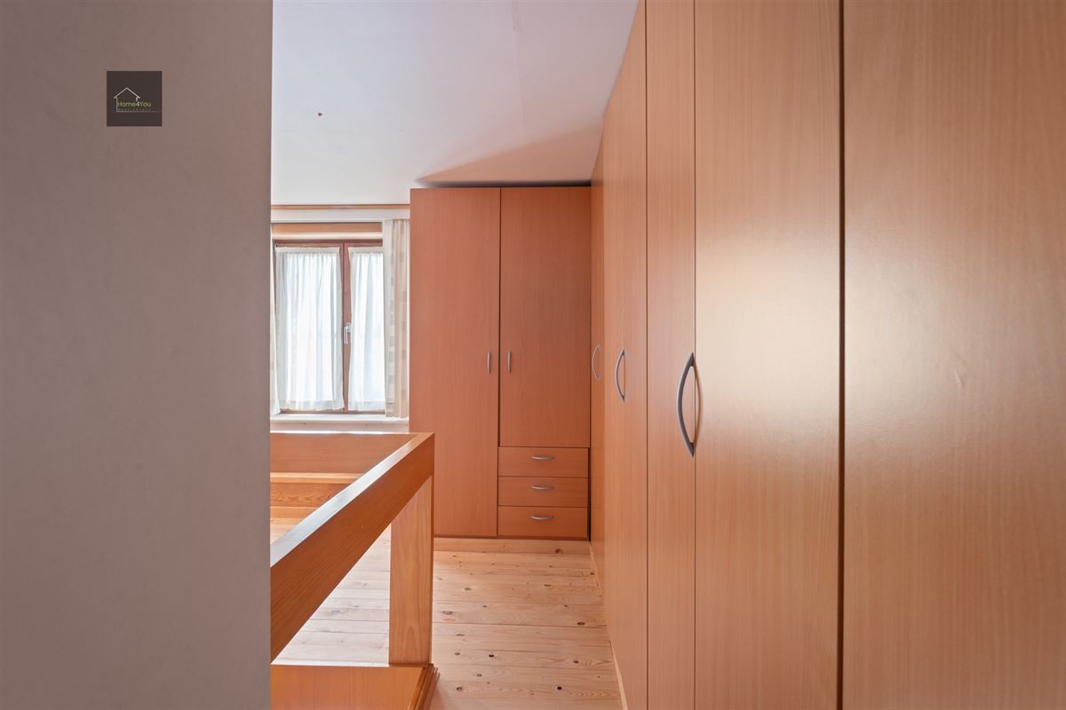Enorme woning met alles erop en eraan!