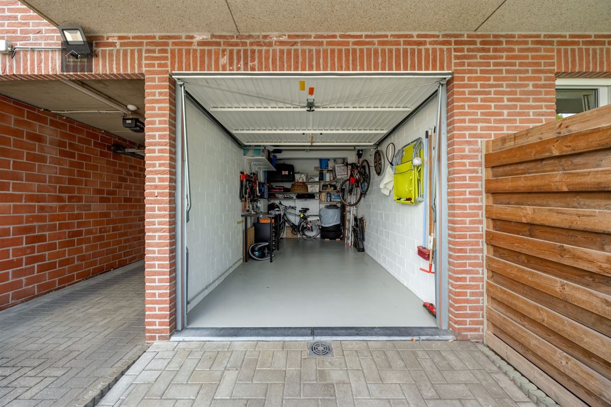 Ruim instapklaar appartement met garage en staanplaats