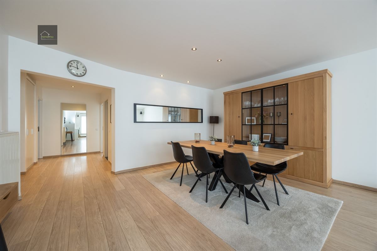 Ruim instapklaar appartement met garage en staanplaats