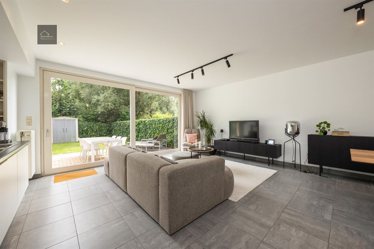 Instapklare gezinswoning met 4 slaapkamers en zuid tuin