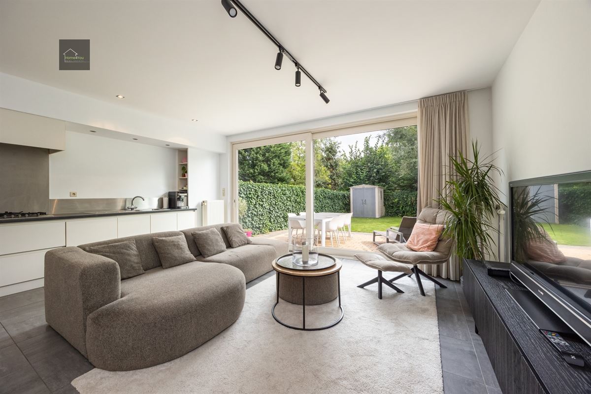 Instapklare gezinswoning met 4 slaapkamers en zuid tuin