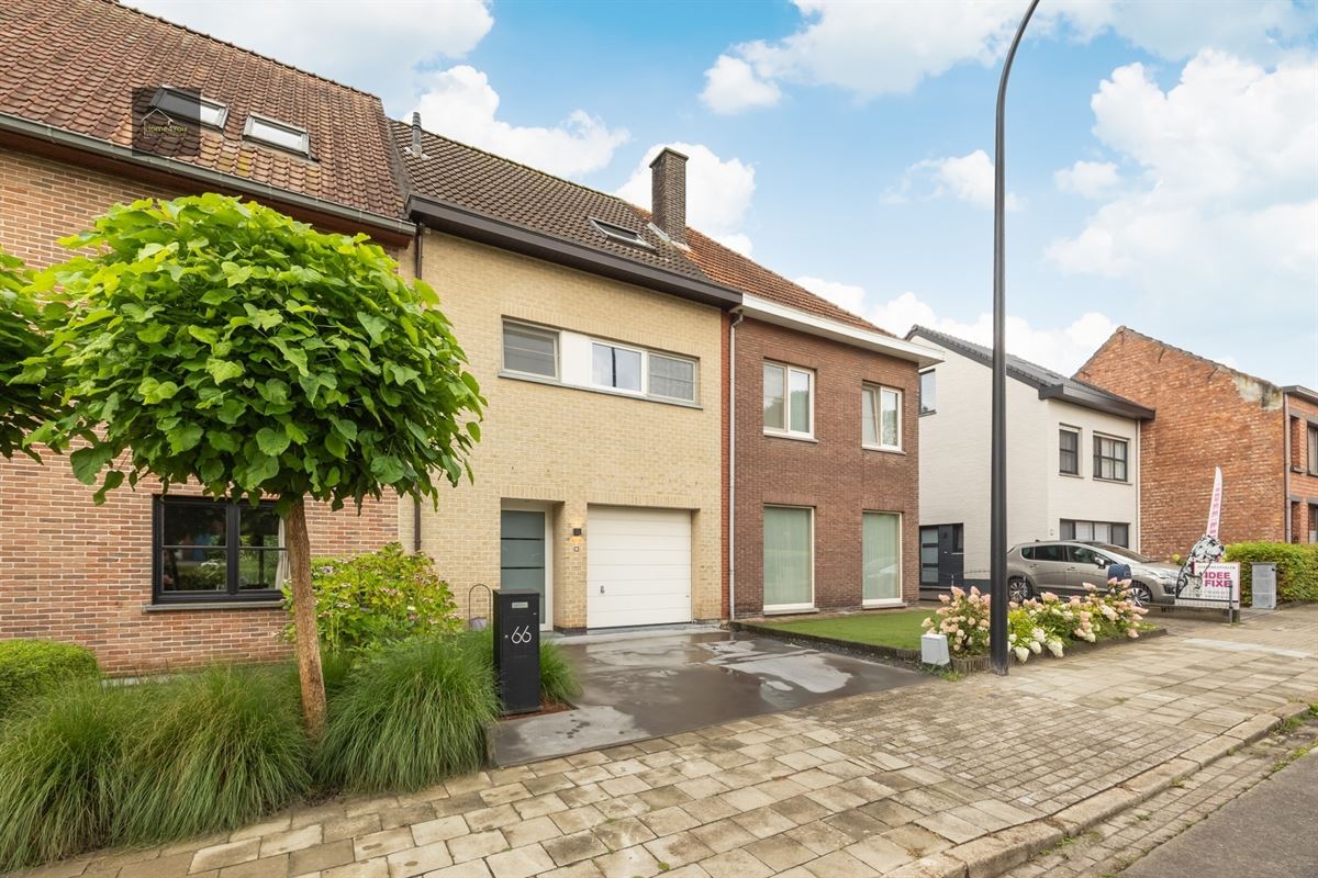 Instapklare gezinswoning met 4 slaapkamers en zuid tuin