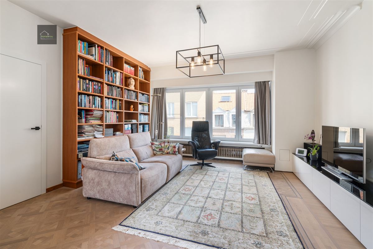 Ruim instapklaar appartement met groot Zuid-gericht terras!