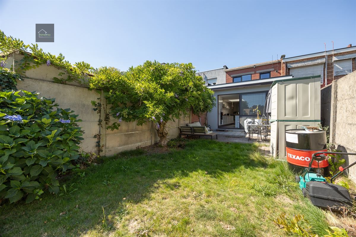 Gerenoveerde woning met 2 slaapkamers te koop!