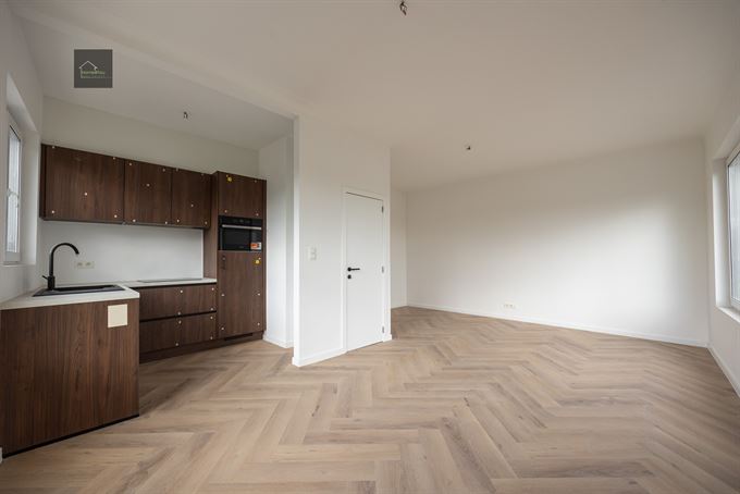 Gerenoveerd appartement te koop!
