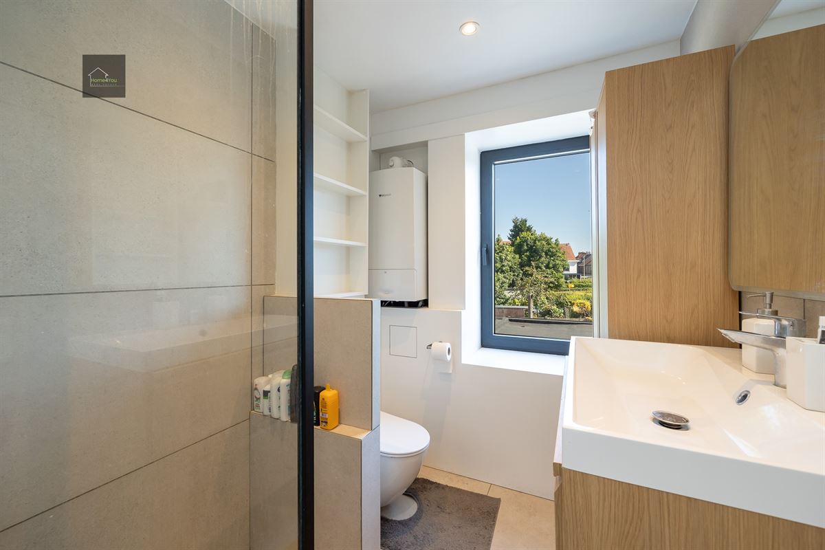 Gerenoveerde woning met 2 slaapkamers te koop!