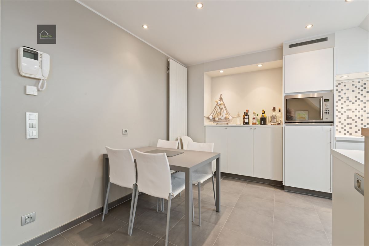 Uniek appartement op de 7e verdieping met terras en zeezicht