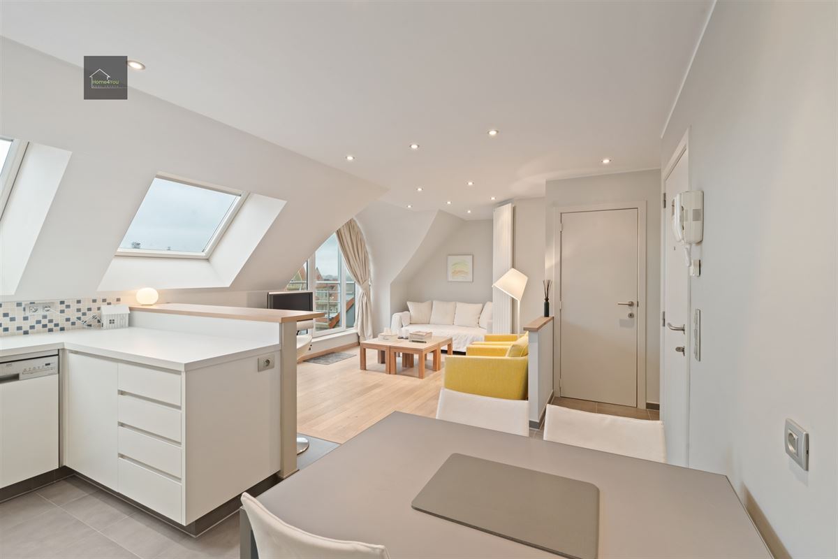 Uniek appartement op de 7e verdieping met terras en zeezicht