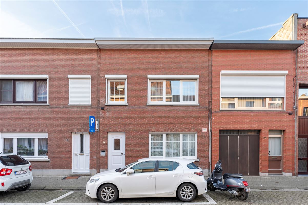 CORBLETSTRAAT 21 DEURNE