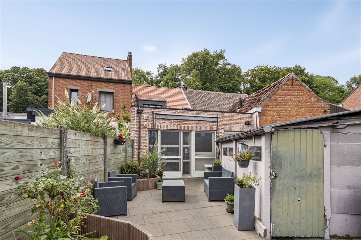 Charmante woning met 3 slaapkamers, garage en zonnige tuin 