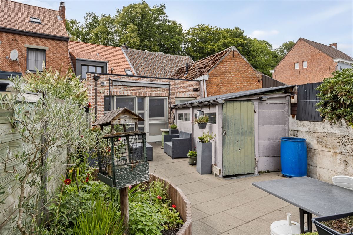 Charmante woning met 3 slaapkamers, garage en zonnige tuin 
