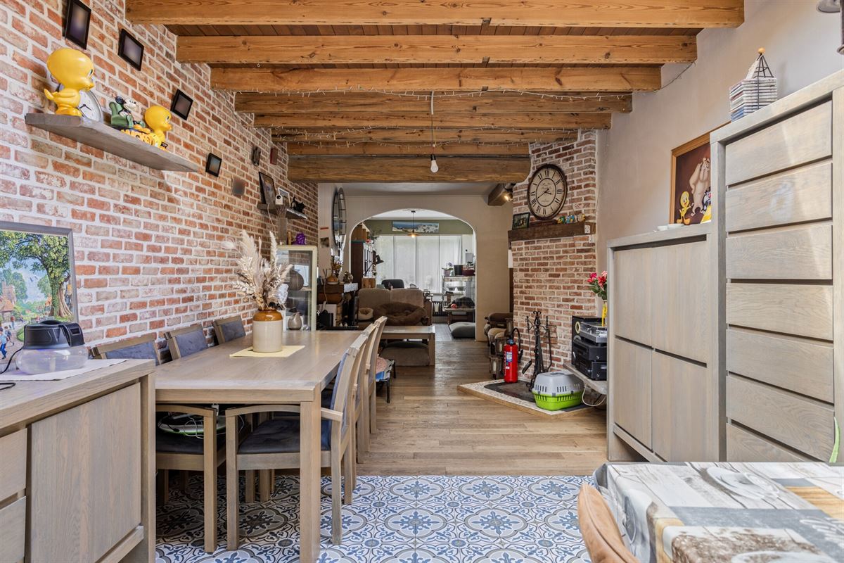 Charmante woning met 3 slaapkamers, garage en zonnige tuin 