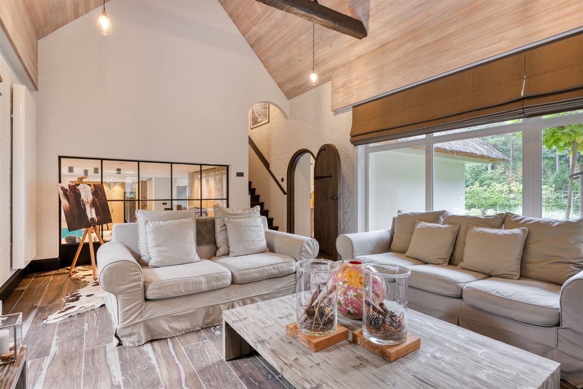 Landelijke luxe: unieke villa op 7.188 m² privé-domein