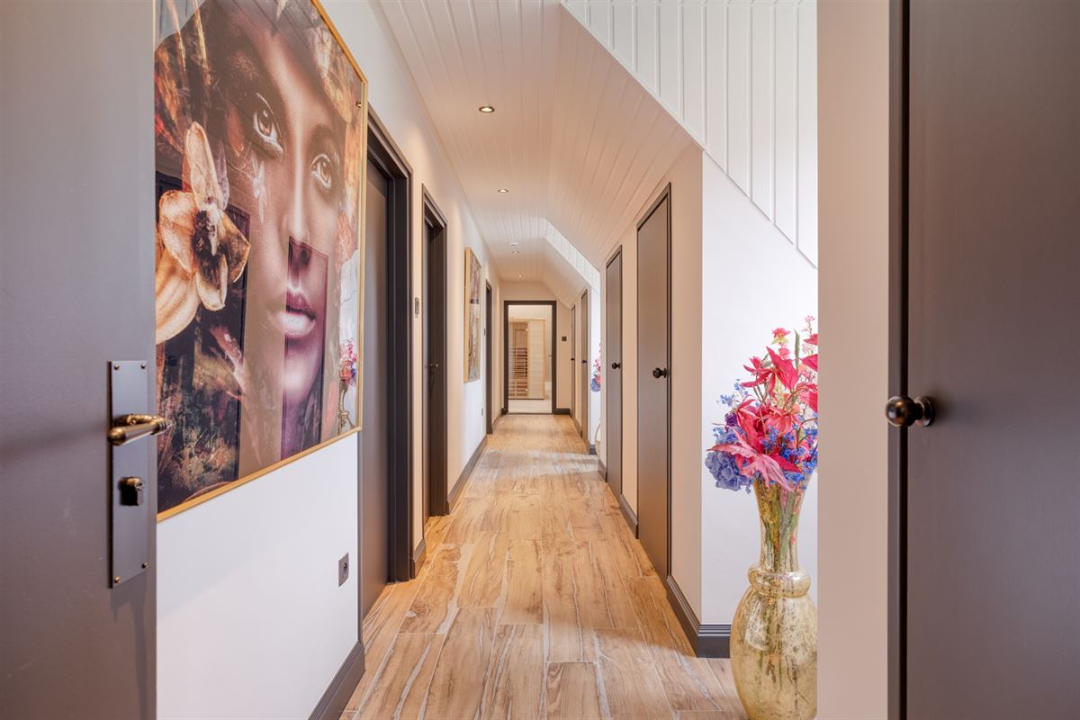 Landelijke luxe: unieke villa op 7.188 m² privé-domein