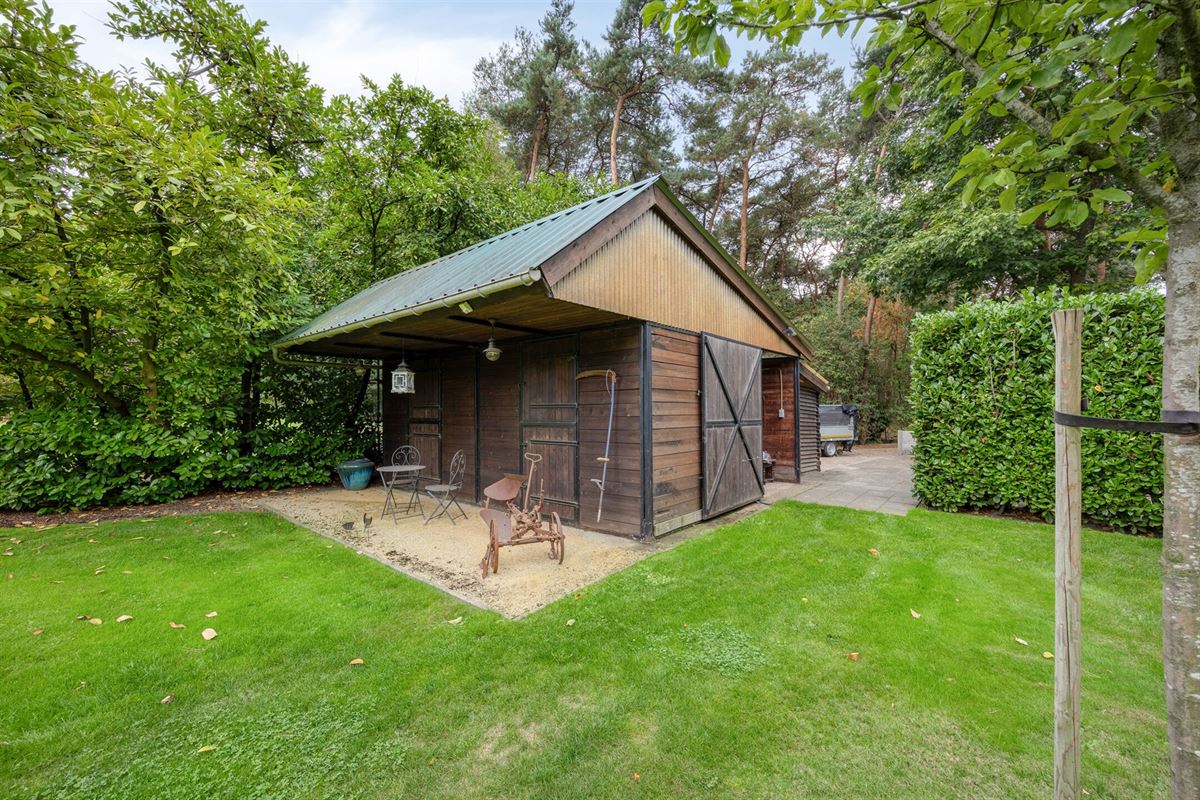 Landelijke luxe: unieke villa op 7.188 m² privé-domein