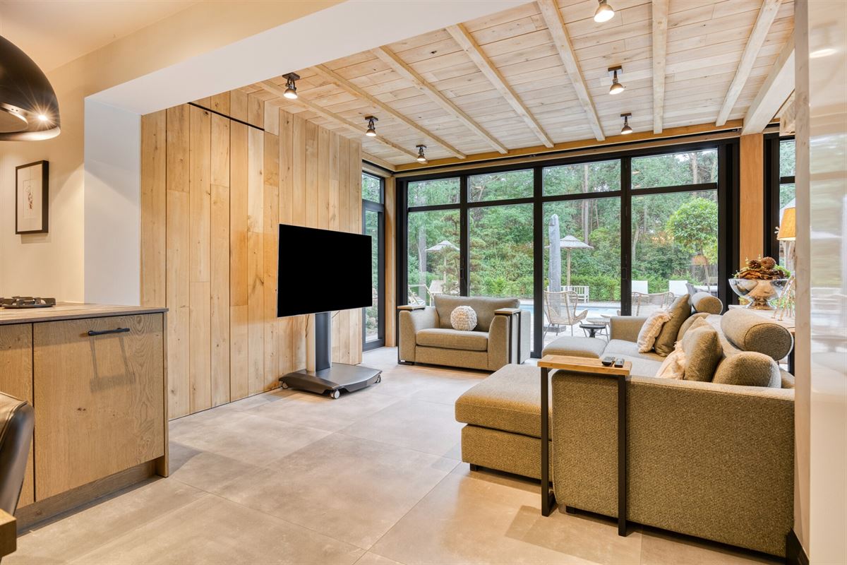 Landelijke luxe: unieke villa op 7.188 m² privé-domein