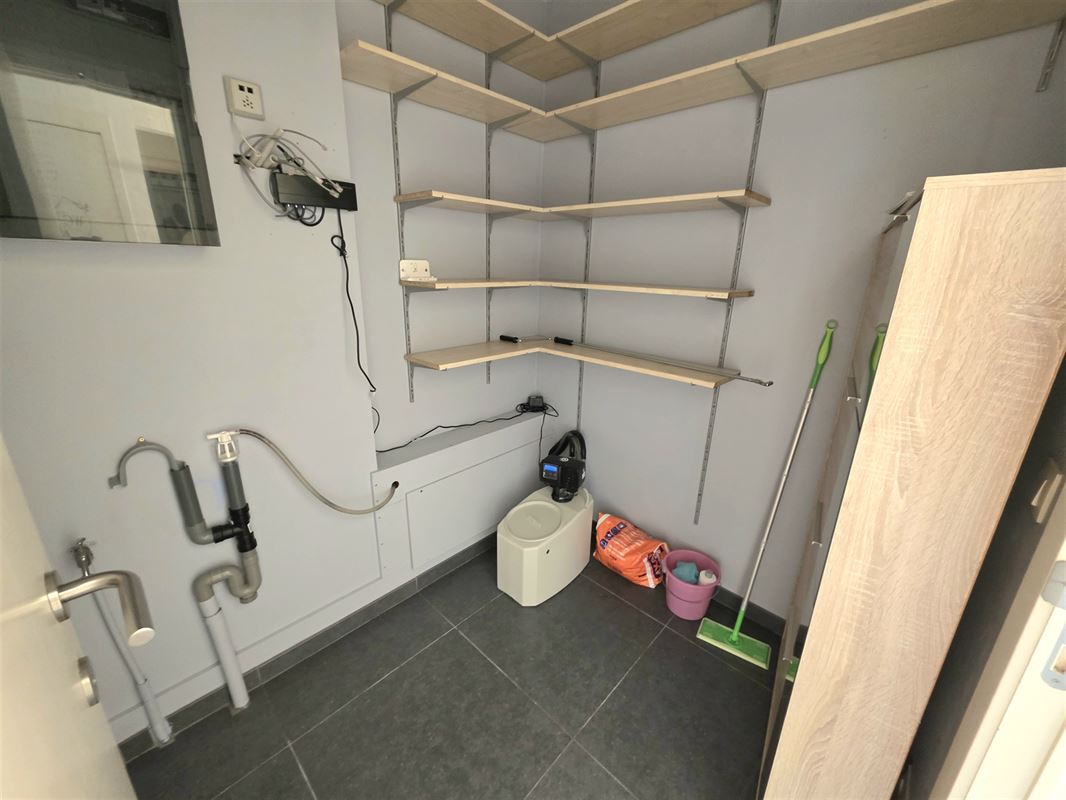 Instapklare duplex, 110 m2 met 2 slaapk, dakterras en garage