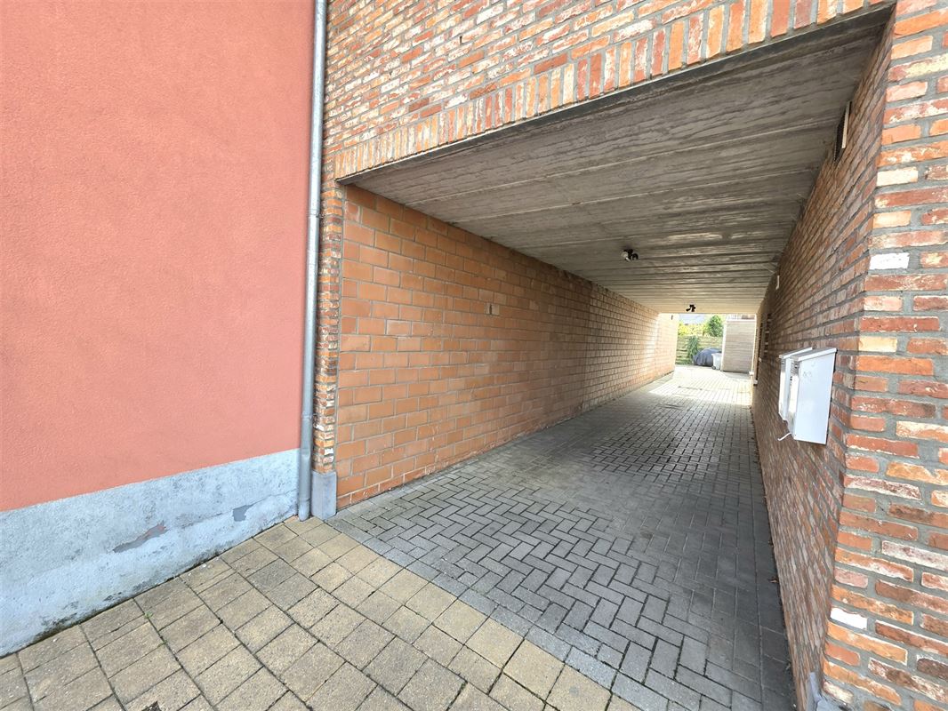 Instapklare duplex, 110 m2 met 2 slaapk, dakterras en garage