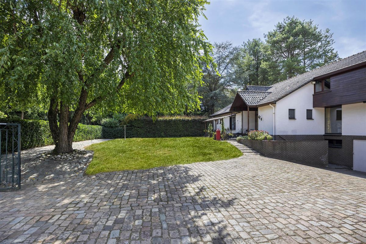 Charmante villa in rustige villawijk nabij NL-grens
