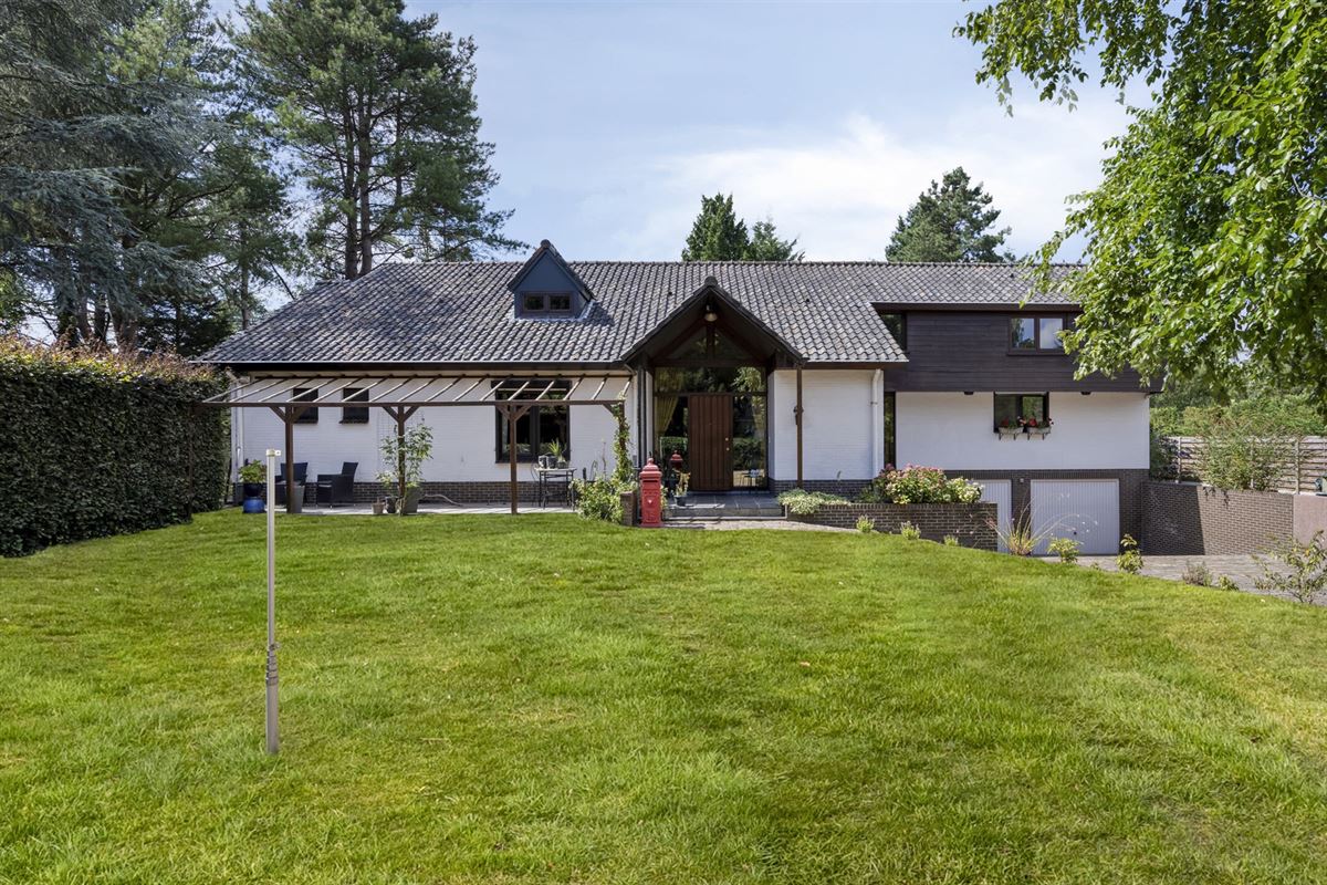 Charmante villa in rustige villawijk nabij NL-grens
