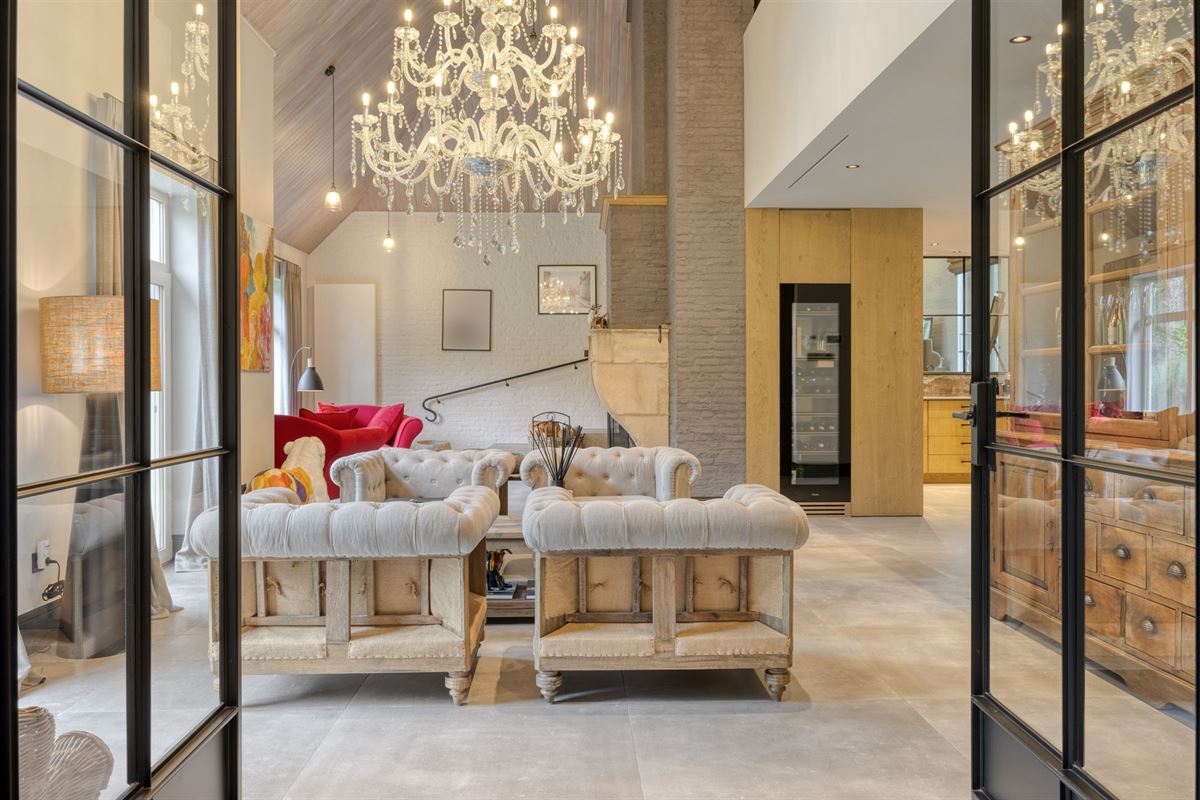 Landelijke luxe: unieke villa op 7.188 m² privé-domein