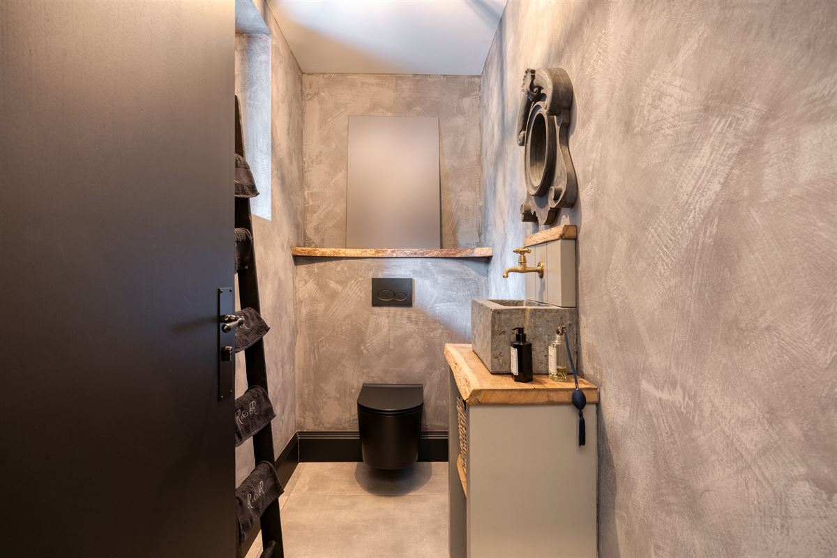 Landelijke luxe: unieke villa op 7.188 m² privé-domein