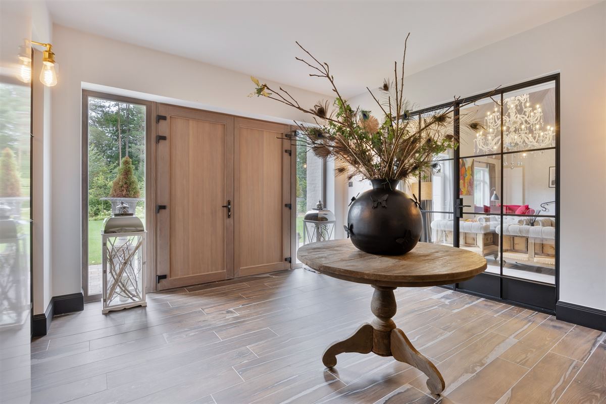 Landelijke luxe: unieke villa op 7.188 m² privé-domein