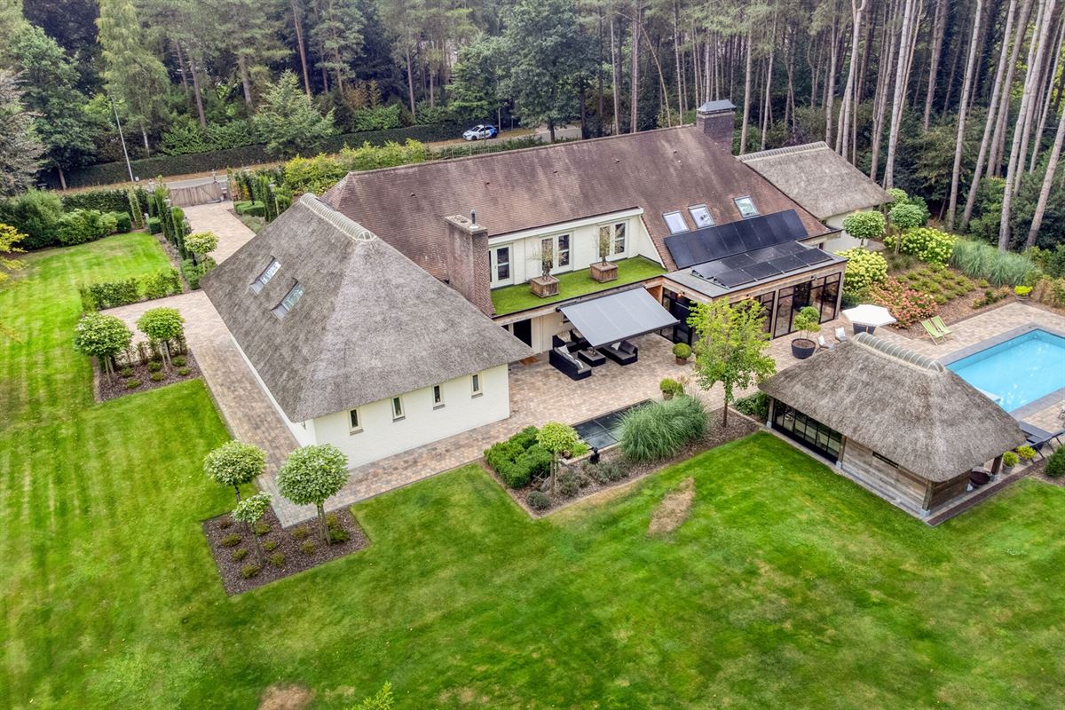 Landelijke luxe: unieke villa op 7.188 m² privé-domein