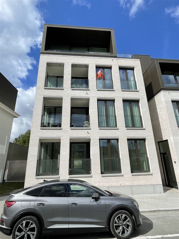 Appartement met twee terrassen