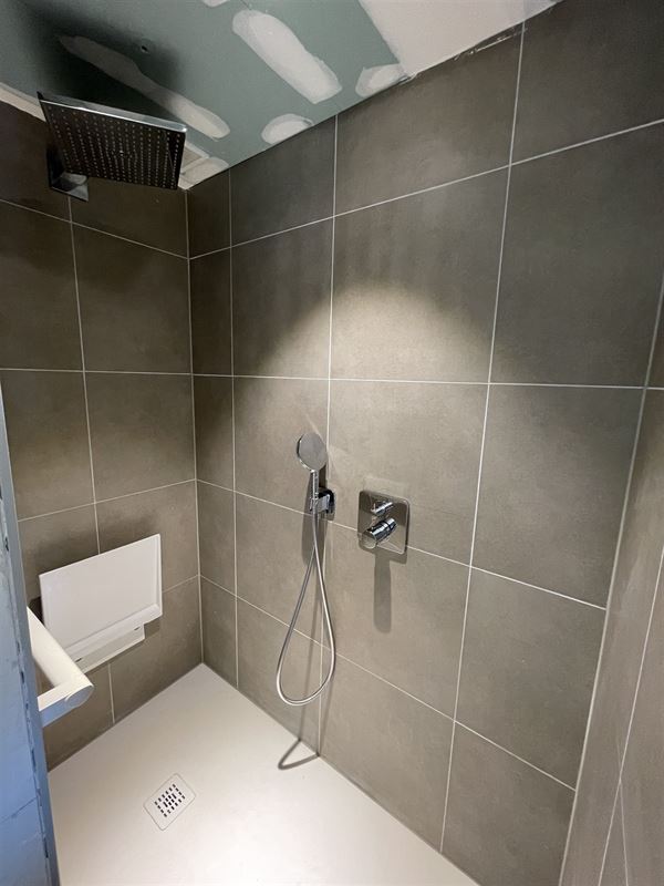 Appartement met twee grote terrassen