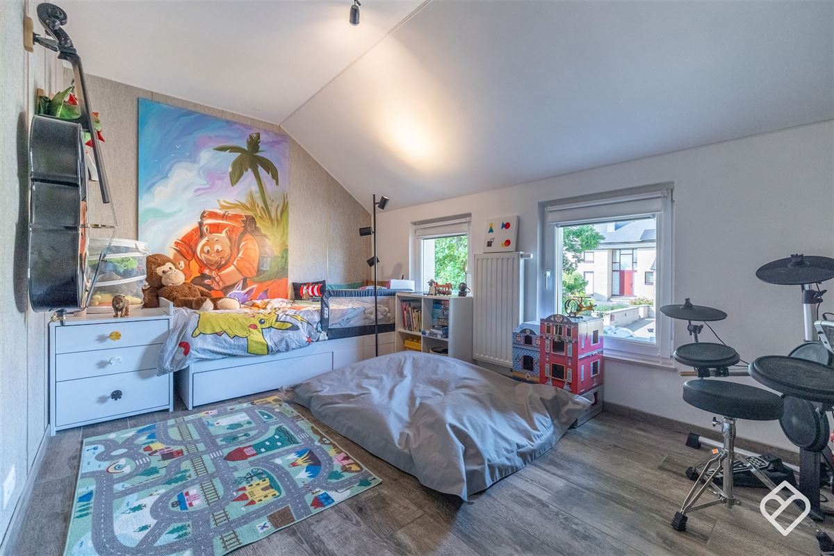 Maison récente avec 4 chambres à Hondelange