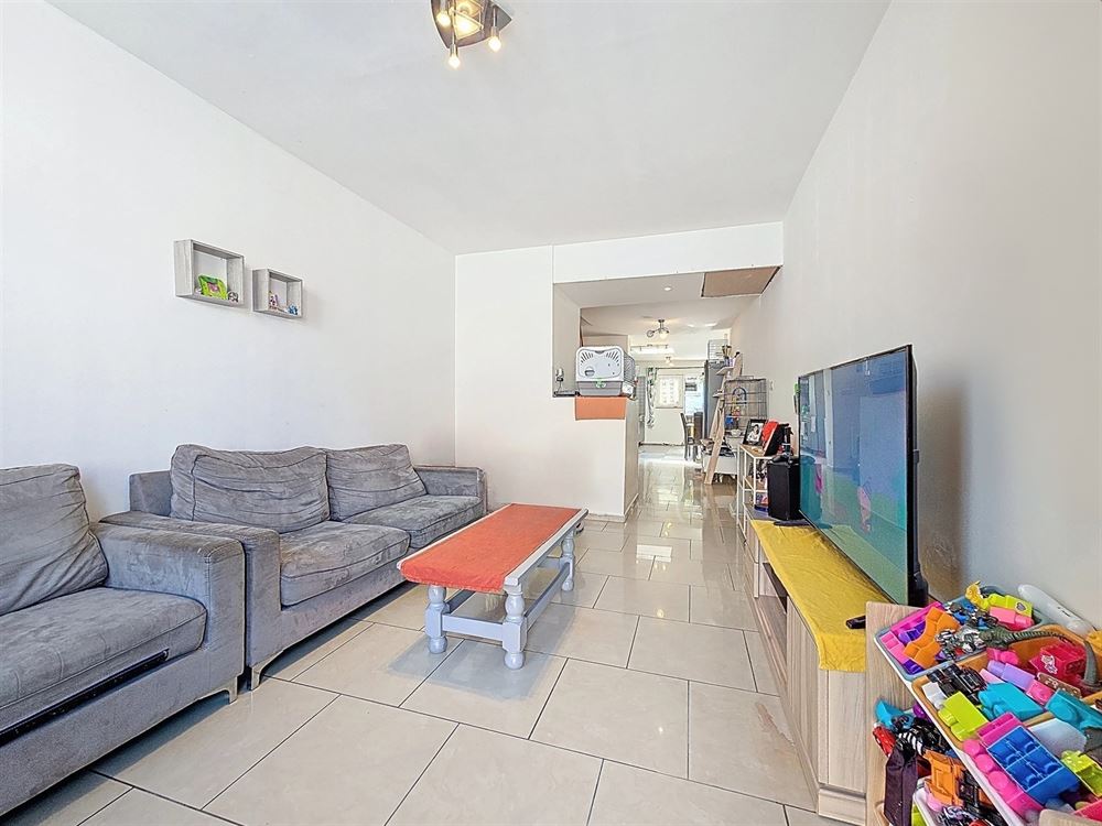 MAISON - TERRASSE - GRENIER AMENAGEABLE