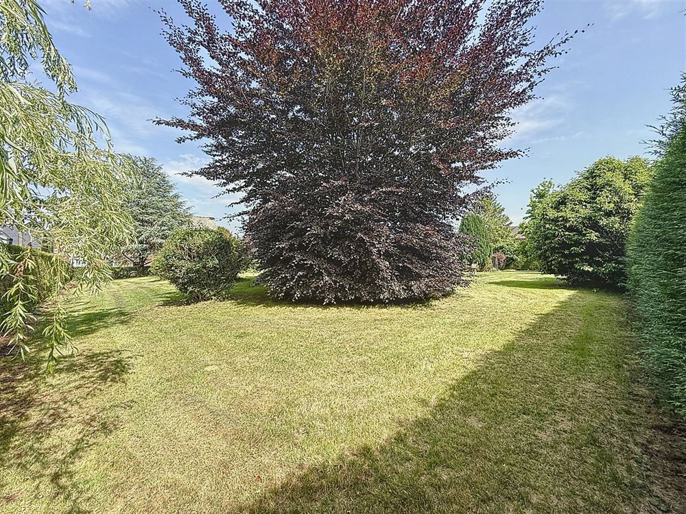 SUPERBE VILLA 4 CHAMBRES - JARDIN - QUARTIER CALME 