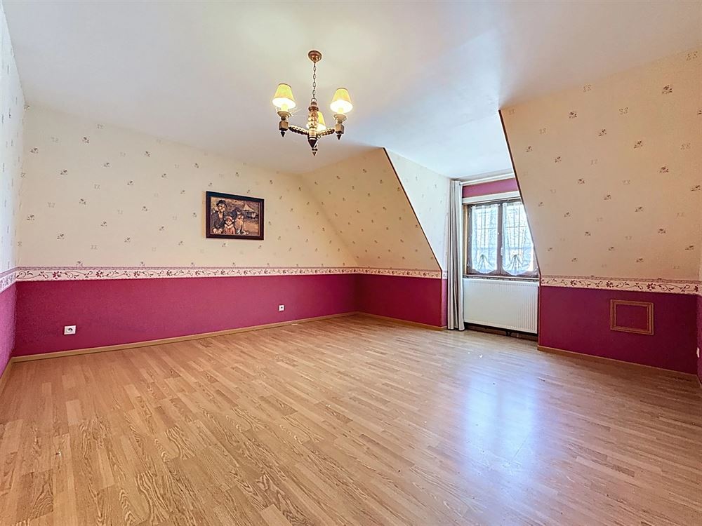 SUPERBE VILLA 4 CHAMBRES - JARDIN - QUARTIER CALME 