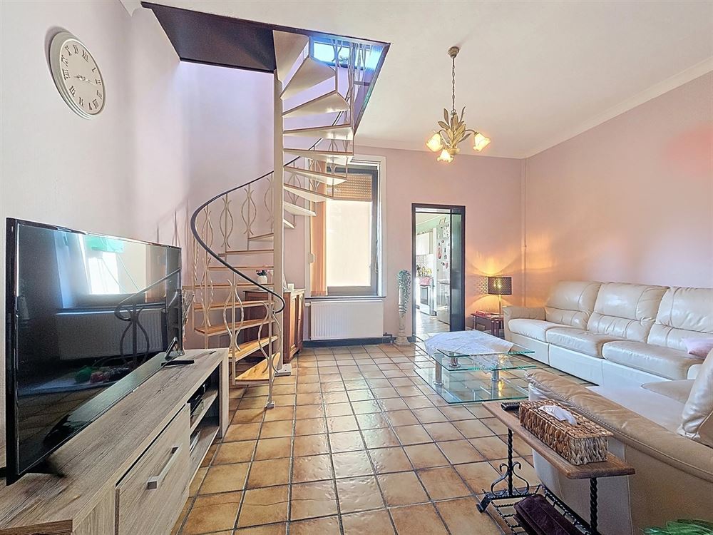 MAISON - JARDIN - GRENIER AMENAGE