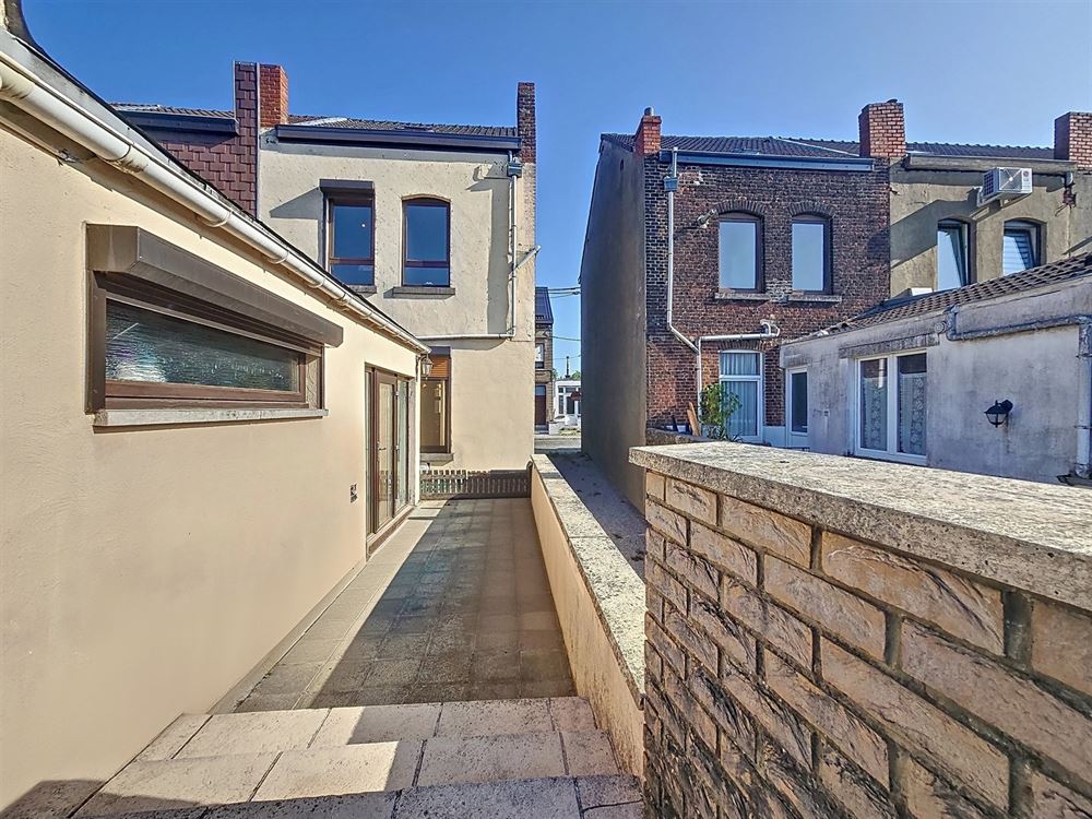 MAISON - JARDIN - GRENIER AMENAGE
